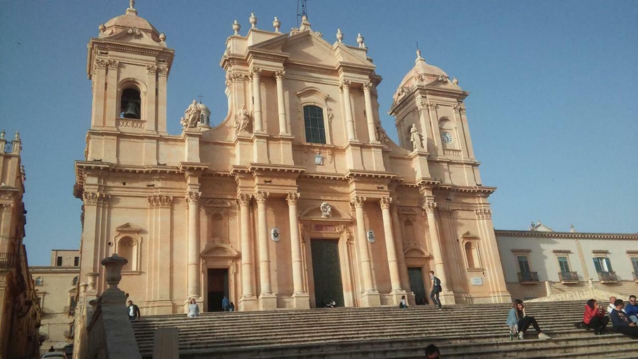 A Villa Manghisi Petracca Exterior foto