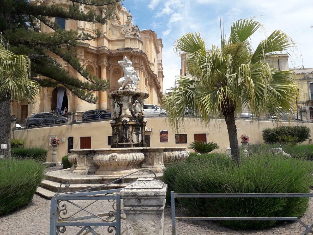 A Villa Manghisi Petracca Exterior foto